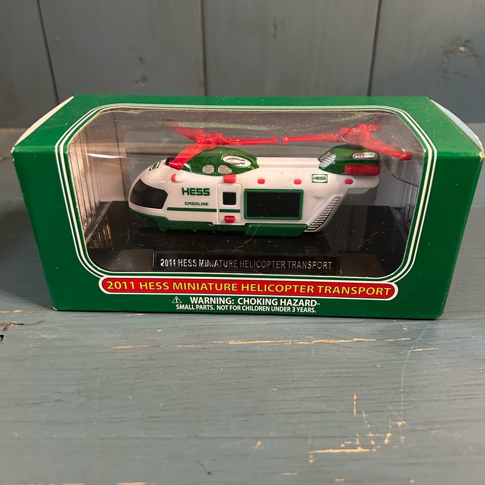 New 2011 Hess Green and Red Miniature Helicopter Transport